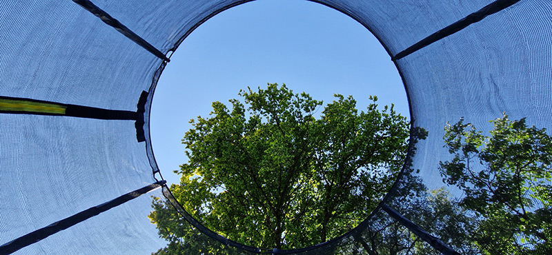 Amigo 8ft Trampoline with Enclosure Free Shoe Tidy & Ladder – Blue